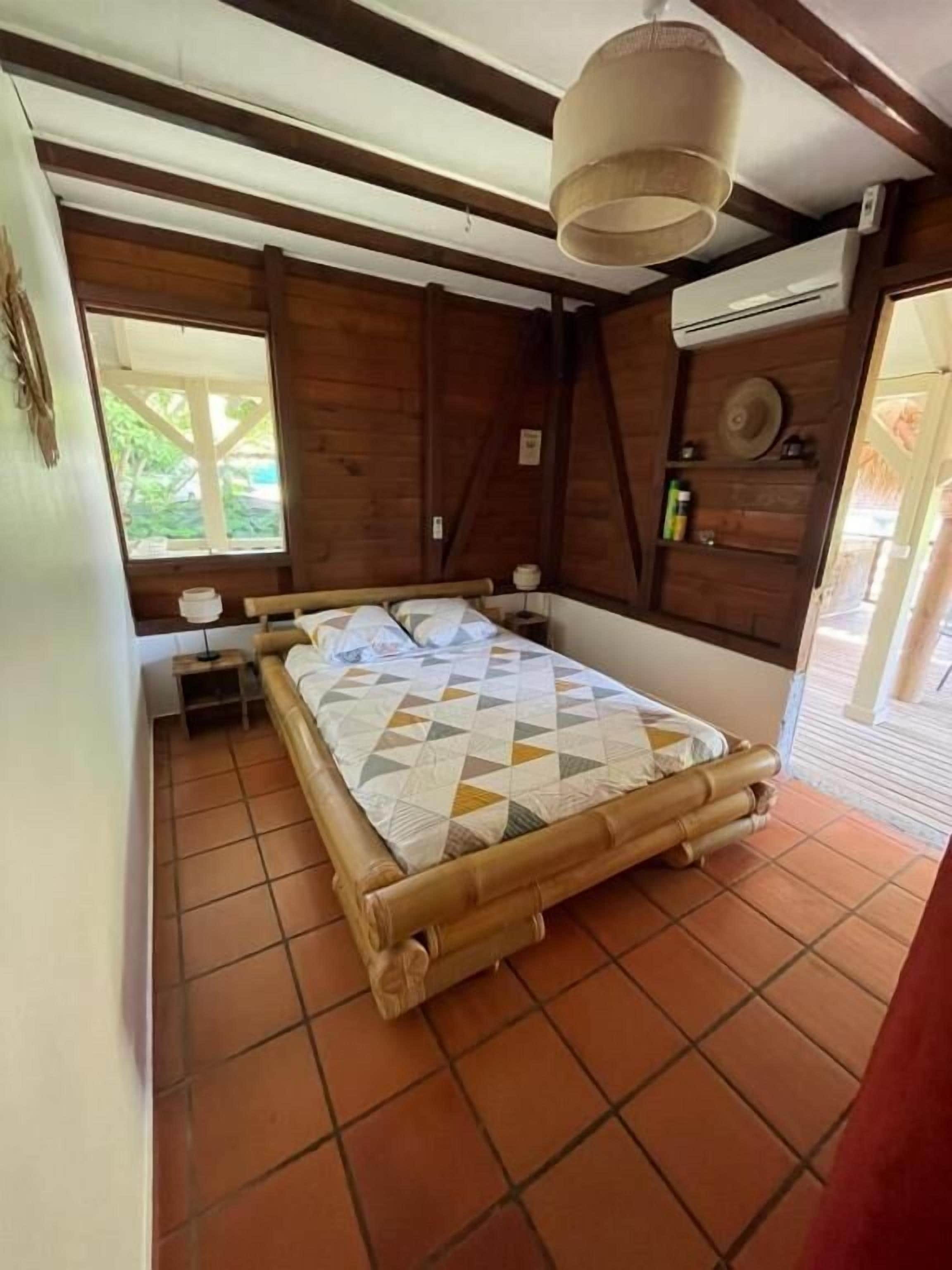 Basic Apartment, Sea View | Iron/ironing board, free WiFi