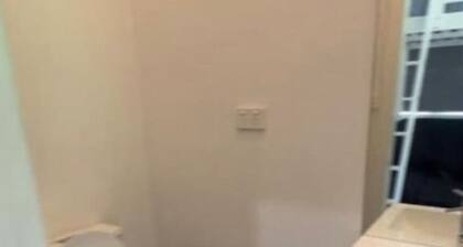Chic Bondi Tiny Home: 200 mtrs to Surf, Wifi & AC