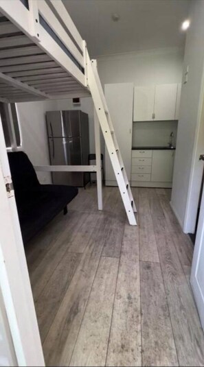 Interior - Chic Bondi Tiny Home: 200 mtrs to Surf, Wifi & AC (Bondi Beach)