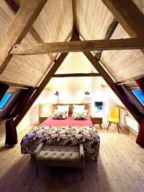 Room - Vrbo Property (Pleumeur-Bodou)