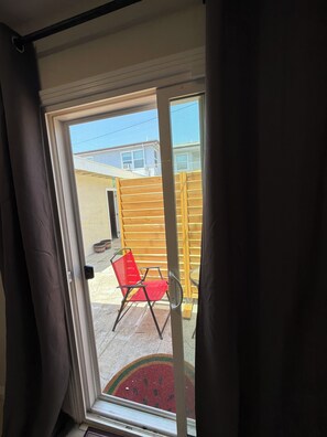 Interior - 1 month minimum - private studio unit in North Long Beach neighborhood (Long Beach)
