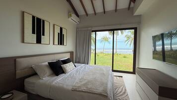 5 bedrooms, bed sheets