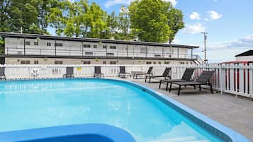 Seasonal outdoor pool