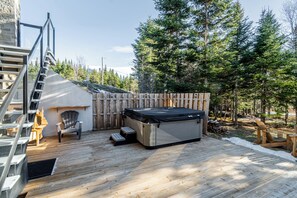 Terrace/patio - Chalet Altitude near Le Massif de Charlevoix (Petite-Rivière-Saint-François)