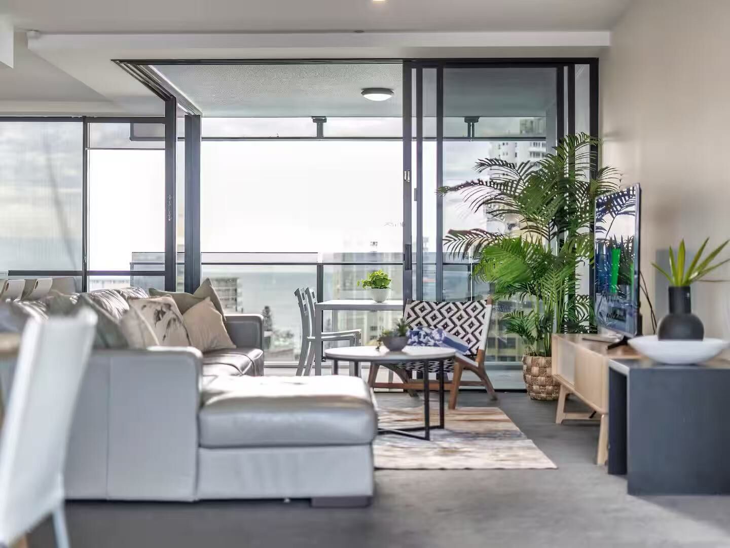 Apartment, 2 Bedrooms, Non Smoking, Balcony | Living area