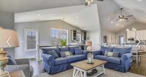 Smart TV - Ocean block 6BR 4,5BA home with ocean views, elevator, multiple decks & more! (Bethany Beach)