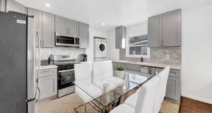 Stylish 3BR Home • Game Room • Free Parking • Sleeps 16