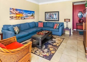 TV, offices - Kaha Lani - 5BR Oceanfront - Sleeps 14 (Lihue)