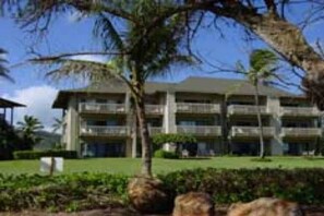 Exterior - Kaha Lani - 5BR Oceanfront - Sleeps 14 (Lihue)