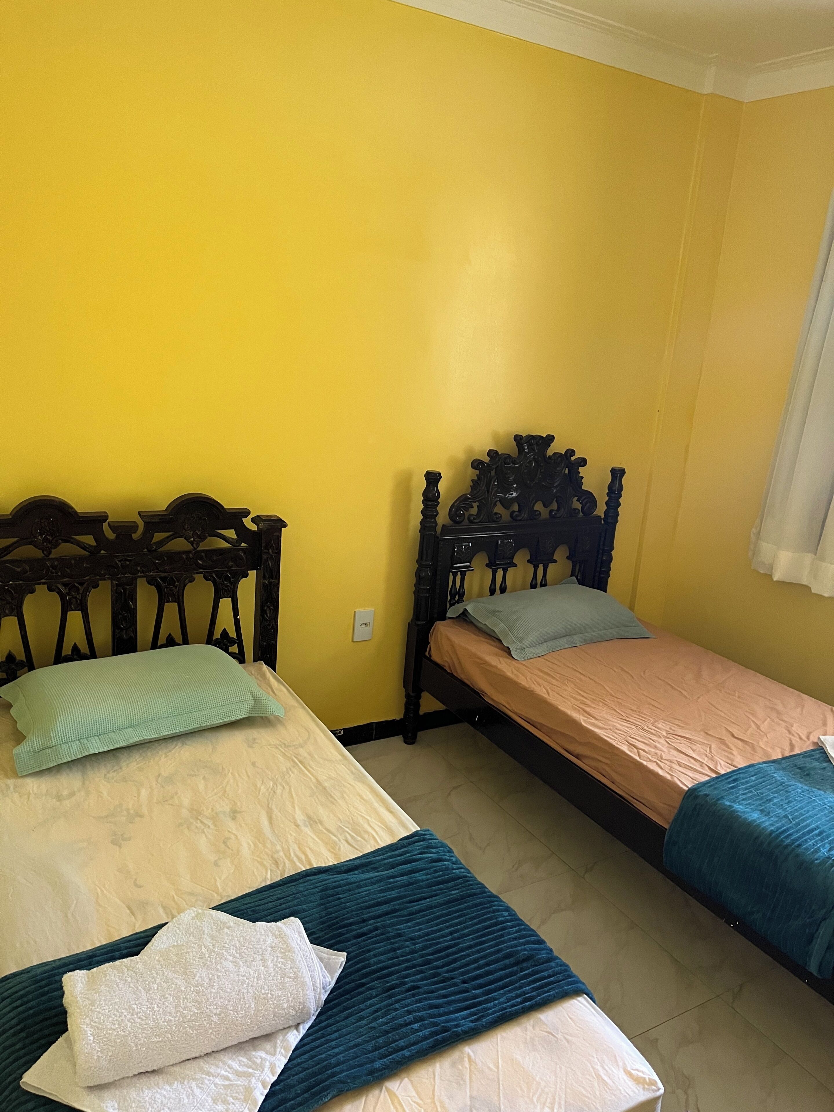 2 chambres, fer et planche à repasser, Wi-Fi, literie fournie