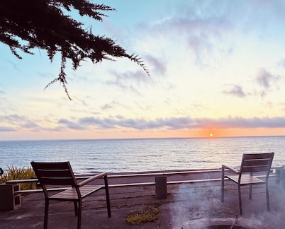 Agate Beach Bungalow