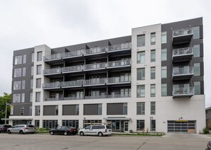 Exterior - Charming Walker`s Point Apt with Balcony | Sleeps 4 (Milwaukee)