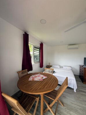 Bungalow Classique, patio, vue jardin