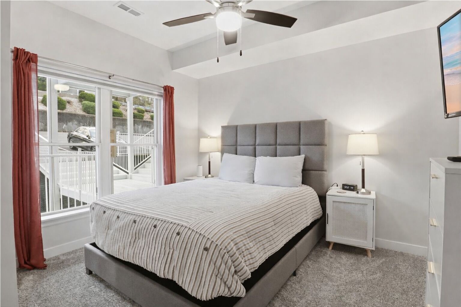 3 habitaciones, tabla de planchar con plancha y wifi gratis 