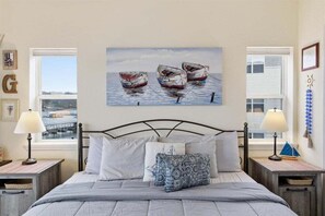 3 slaapkamers, een bureau, een strijkplank/strijkijzer, gratis wifi