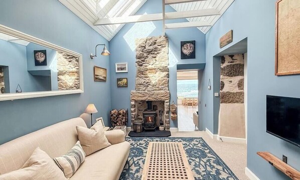 House | 1 bedroom - Writer s Retreat - Peaceful Cosy Seafront Retreat for Two (Fraserburgh)