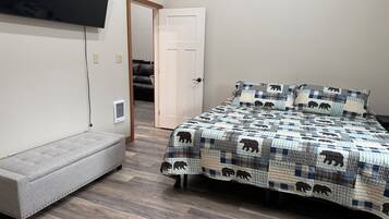 3 bedrooms, iron/ironing board, free WiFi, bed sheets