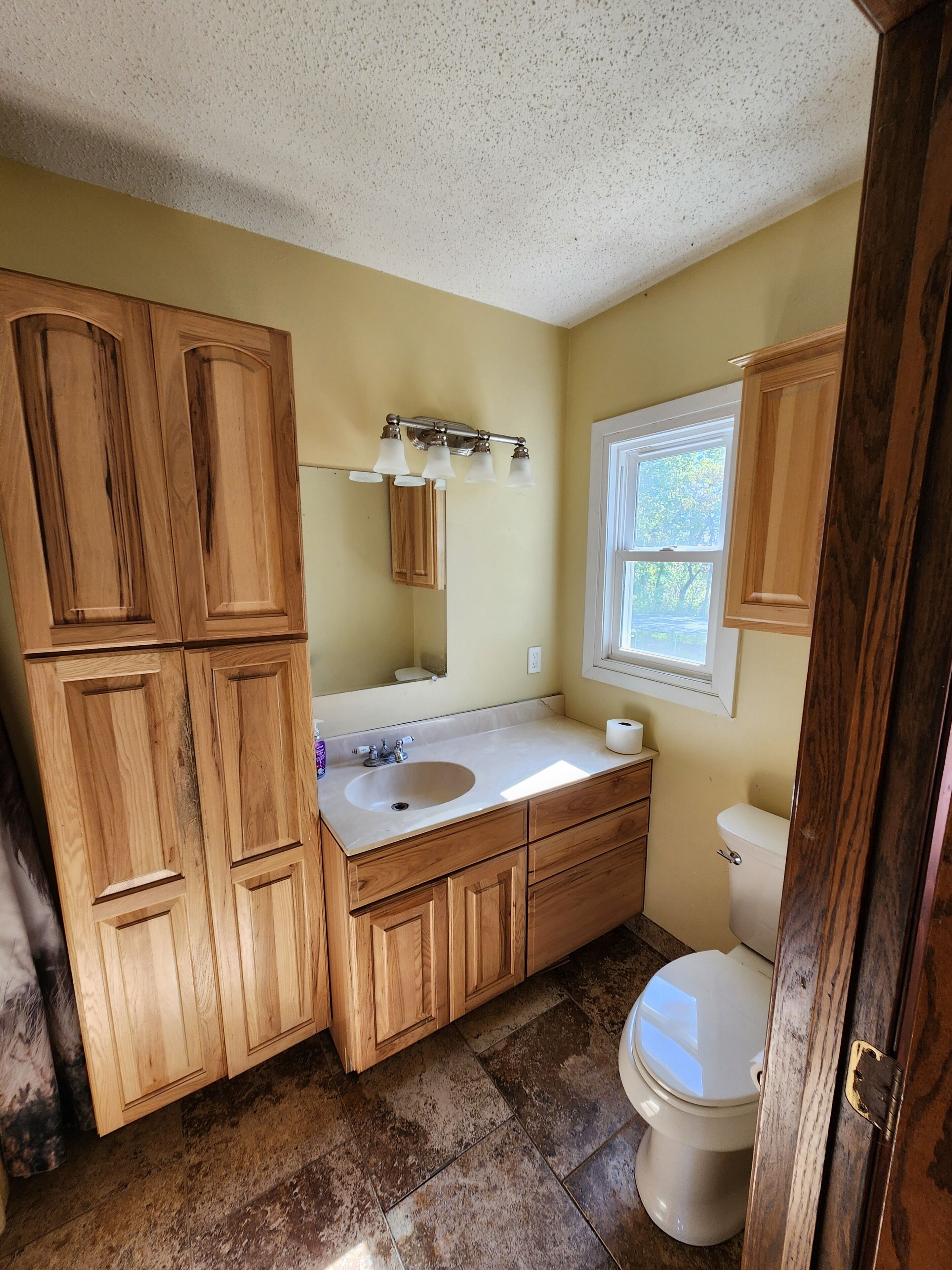 Towels, soap, toilet paper