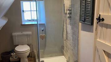 Douche, serviettes fournies