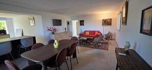 Unclassified image, 2 of 16, button - rez-de-villa 4 personnes a la plaine de peri (Peri)