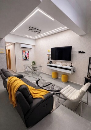 Living area - Luxury 1BR in Bella Vista • Pool, Gym, Parking, Private Balcony (Santo Domingo)