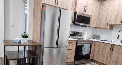Modern 2BR | Private Suite | Close to Banff | UofC