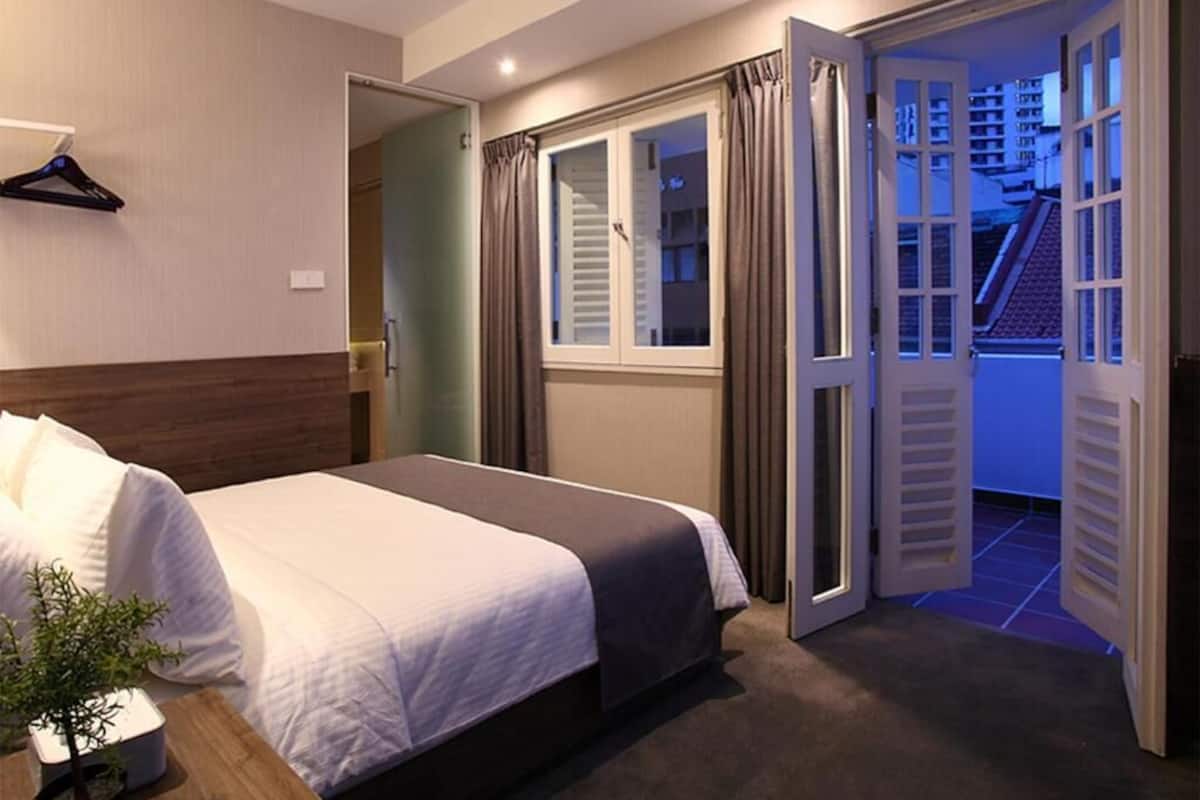 Phòng đôi Deluxe, ban công, quang cảnh thành phố