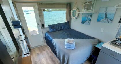 Affordable, Adventurous Houseboat on-the-water in Key West Florida