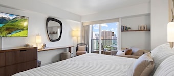 Luxury Hotel Suite-24th Floor, Ocean & City Views