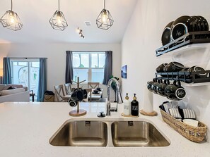 Interior - Romantic Oasis Disney Retreat - Resort Pool - Private Hot Tub - Vacation Home (Davenport)