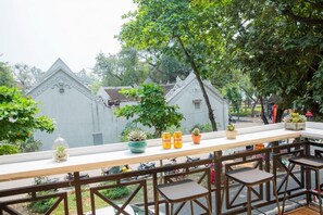 Property grounds - Hoan Kiem Lake View / Balcony / 3Q Beds / 6 Pax (Hà Nội)