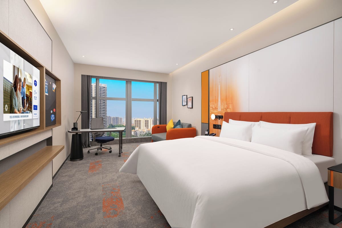Habitación doble Deluxe, vista a la ciudad | Ropa de cama de alta calidad y camas con efecto memoria