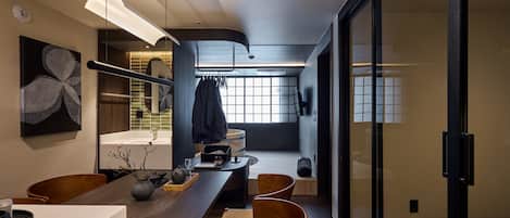 Signature Suite Spa Family | Rideaux occultants, chambres insonorisées, Wi-Fi gratuit, draps fournis