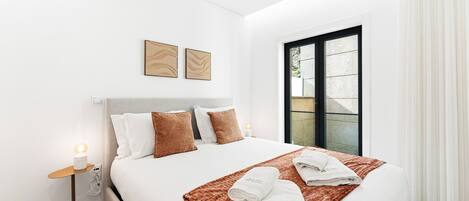 2 Schlafzimmer, Schreibtisch, Bügeleisen/Bügelbrett, Internetzugang