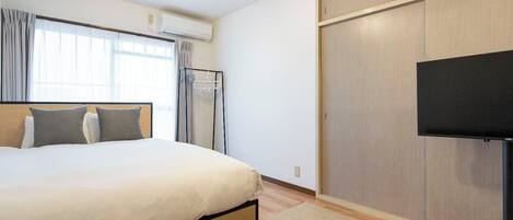 Wifi gratis y ropa de cama