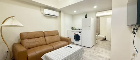 Premium Quadruple Room | Interior