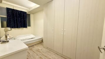 Premium Quadruple Room