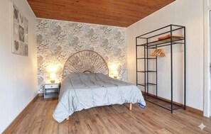 2 Schlafzimmer, Reisekinderbett, kostenloses WLAN