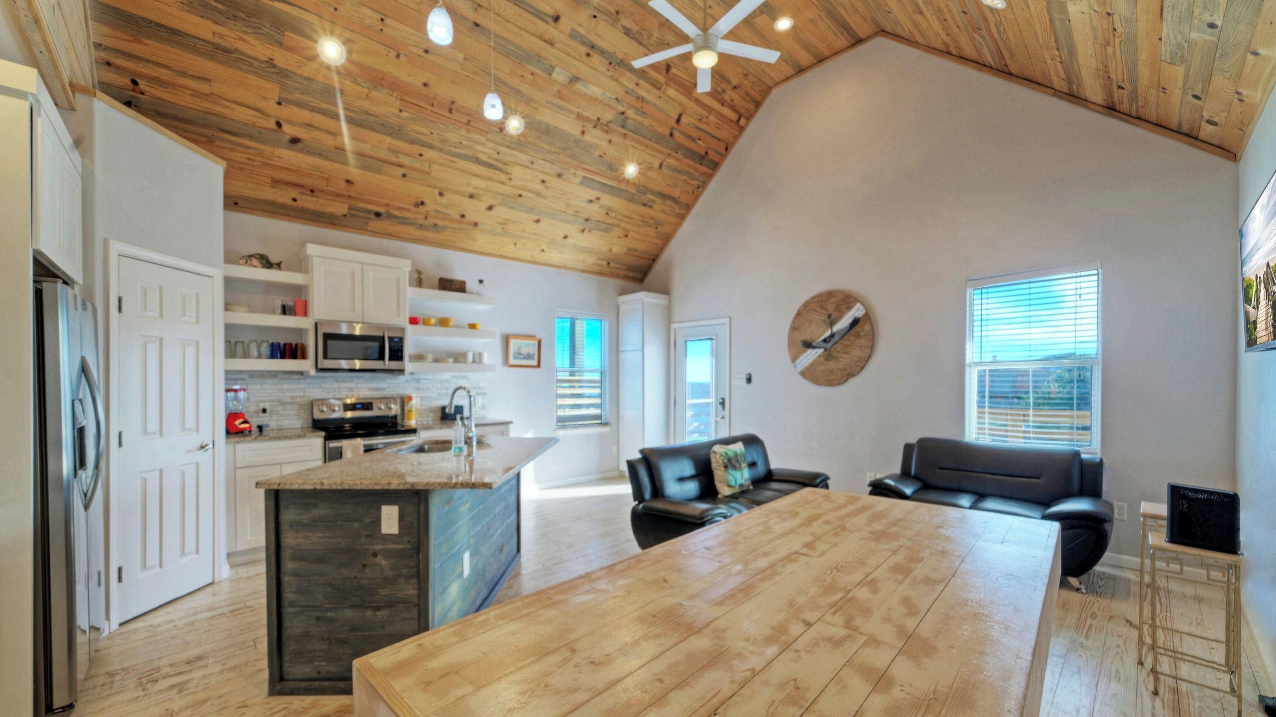 Rumah (Multiple Bedrooms) | Interior