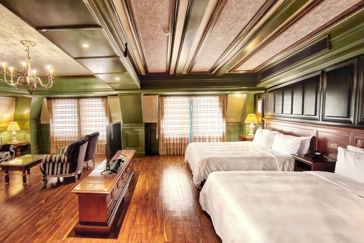 Deluxe Quadruple Room | Blackout drapes, WiFi (free)