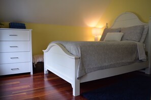 3 bedrooms, WiFi, bed sheets - Adorable 3-bedroom cottage in peaceful Newbury perfect for relaxing getaway (Newbury)