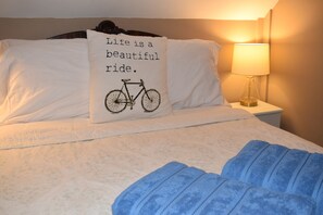 3 bedrooms, WiFi, bed sheets