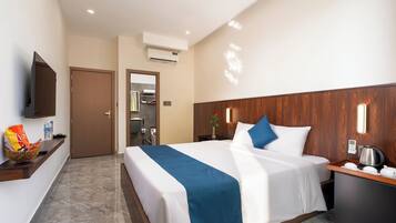 Standard Double Room, Garden View | Free WiFi, bed sheets