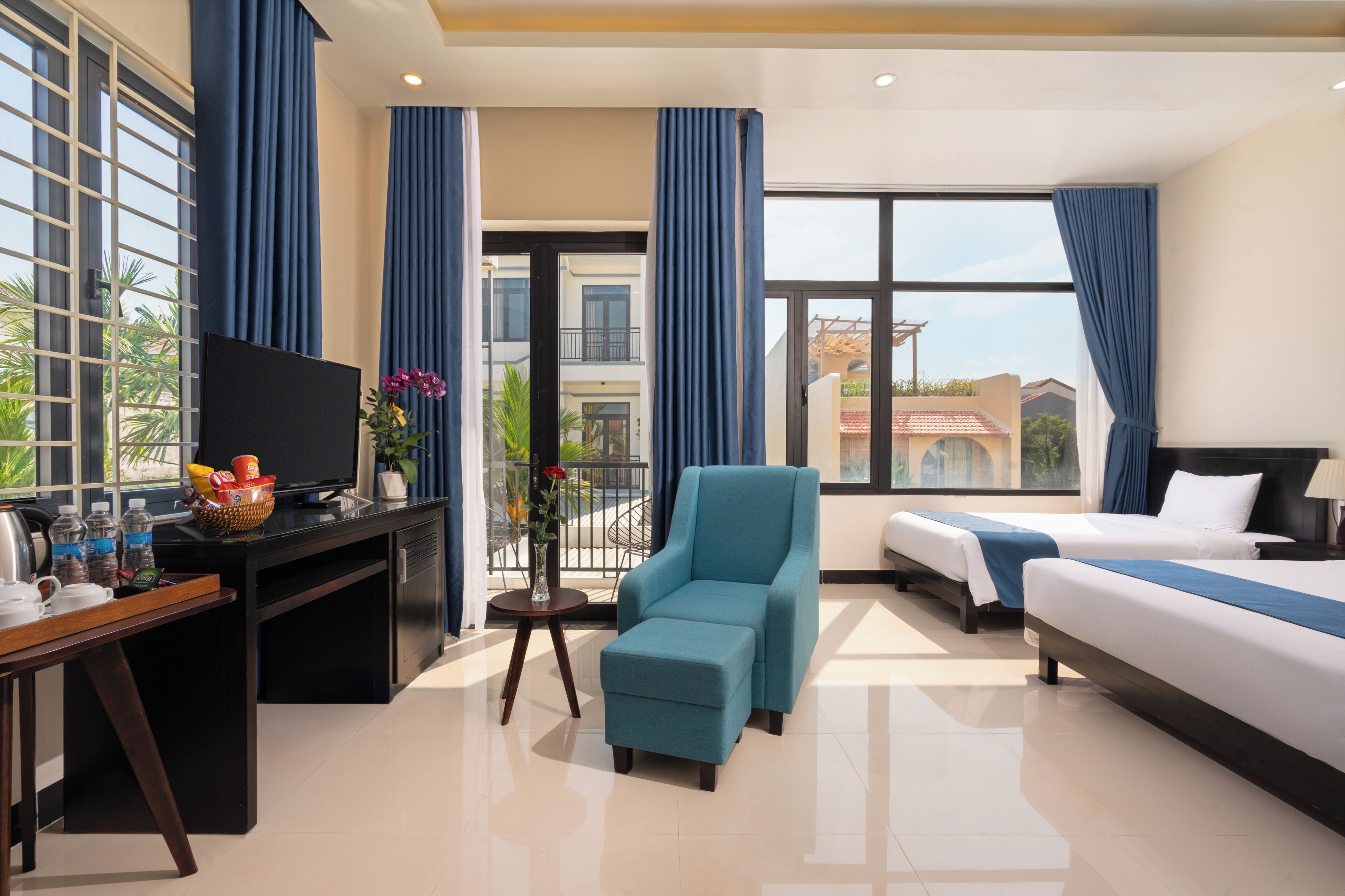 Deluxe trippelrum - utsikt mot staden