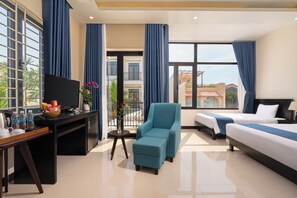 Deluxe trippelrum - utsikt mot staden