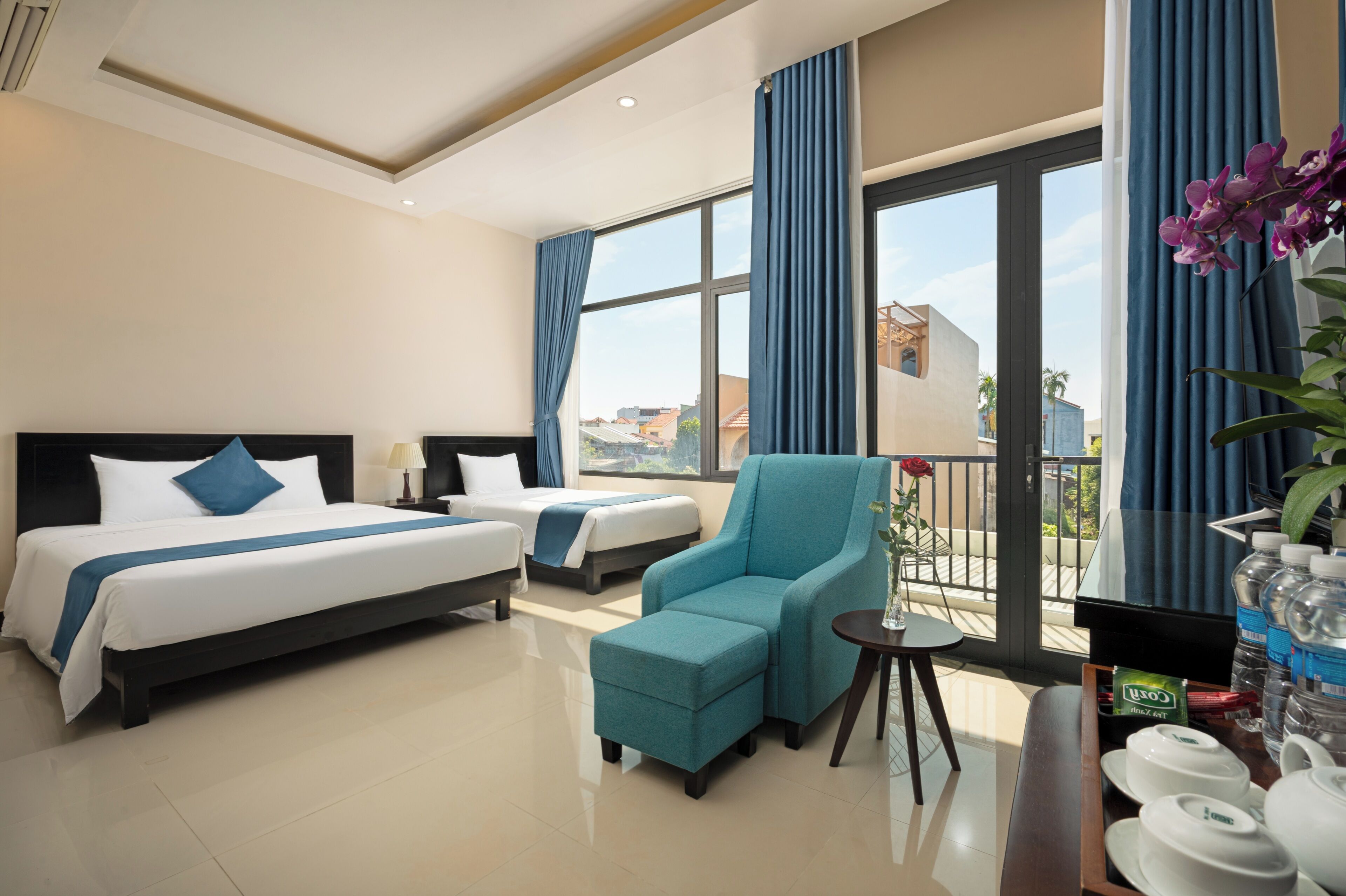 Deluxe Triple Room, City View