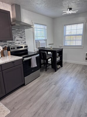 Private kitchen - Lovely, quiet, and peaceful 2-bedroom home in West Yakima. (Yakima)