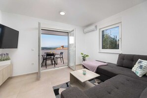 TV - Apartment Boska Soline (Soline)