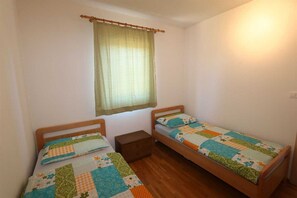 Free WiFi, bed sheets - Apartment Dudovic Darko nr 1 (Šilo)