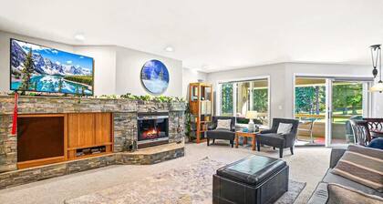 Mountain View Condo | Golf | Fireplace | Near Lake